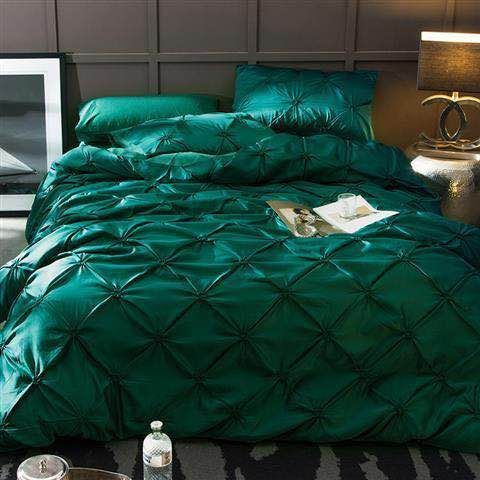 Three-piece Solid Color Bed Sheet Duvet Cover